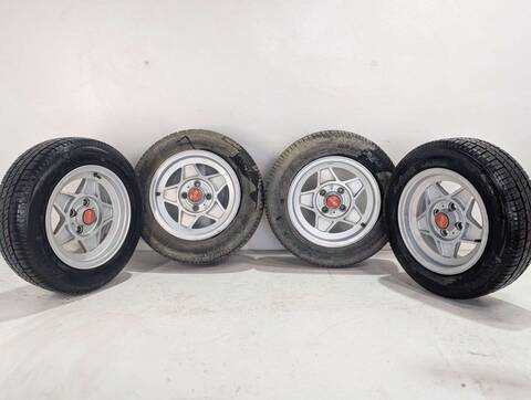 Juego LLantas Fiat 124 2 0 LTR. - 99 KW 1973 135CV