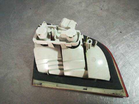 Foto 1ª: Piloto Trasero Izquierdo Mercedes Clase B 150 136CV 100KW (2005)