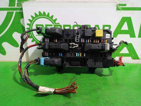 Caja Reles Fusibles Opel Zafira COSMO 120CV 88KW