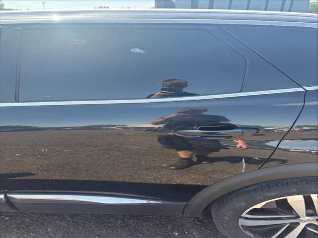 Puerta Trasera Izquierda Peugeot 3008 177 CV 130KW