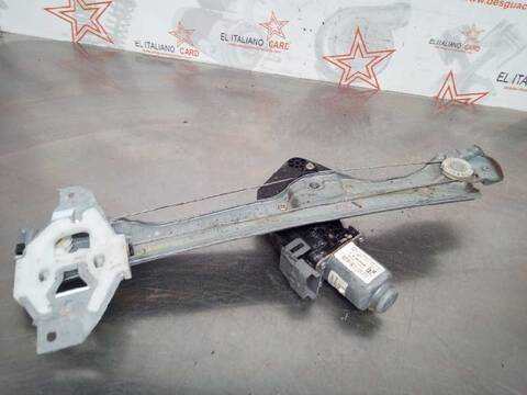 Foto 3ª: Elevalunas Manual Trasero Derecho Citroen C4 SEDUCTION 112CV 82KW [9HR] (2012)