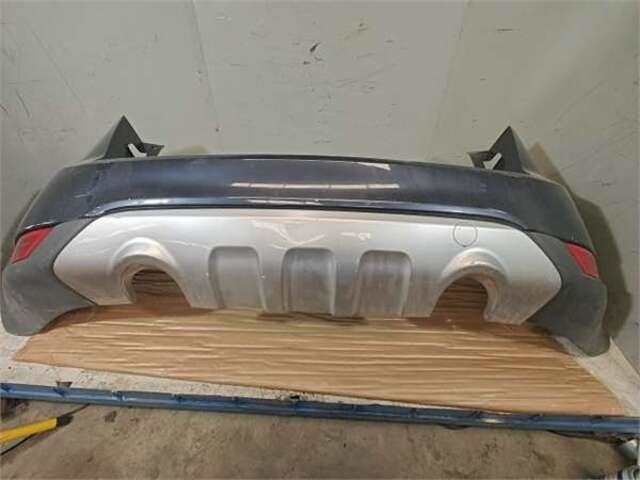 Foto 2ª: Paragolpes Trasero Ford Kuga 2.0 TREND [2.0 LTR. - 100 KW TDCI CAT]