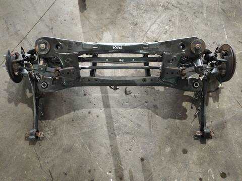 Puente Trasero Toyota Auris 1.8 HYBRID ZWE186_) 136CV 100KW