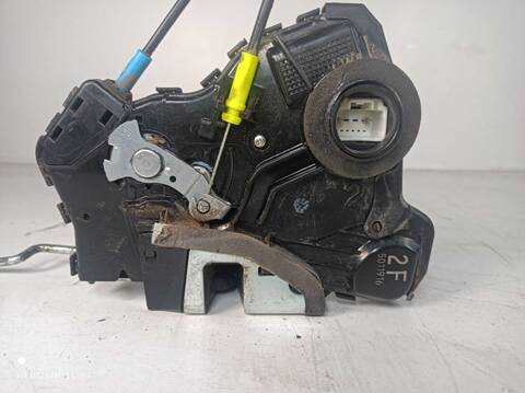 Foto 3ª: Cerradura Puerta Trasera Derecha Toyota Auris SOL (2006)