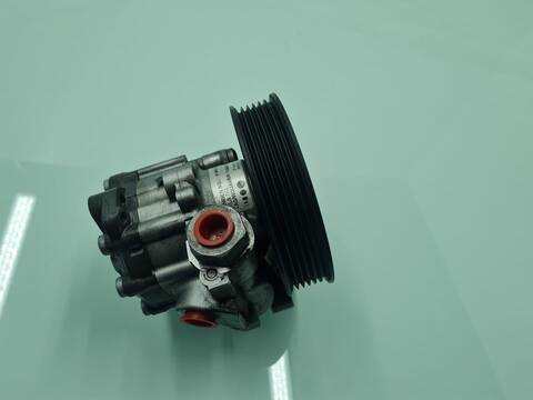 Foto 1ª: Bomba de Direccion Mercedes Sprinter 310/311/313/314/316 CDI 906.631/633/635/637) 114CV 84KW CAJA CERRADA [651955] (2018)