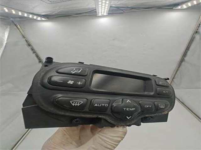 Foto 3ª: Mando Climatizador Citroen Xsara 2.0 HDI [2.0 LTR. - 66 KW HDI CAT (RHY - DW10TD)] [RHY / DW10TD]
