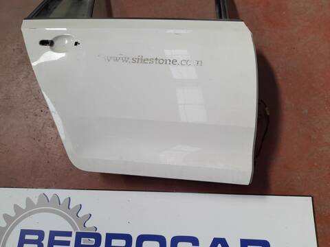 Foto 2ª: Puerta Trasera Derecha Skoda Spaceback 1.6 TDI 90CV 66KW [D/ CAY] (2015)