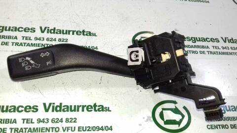 Mando Multifuncion Volkswagen Golf 1.6 TDI DPF 105CV 77KW