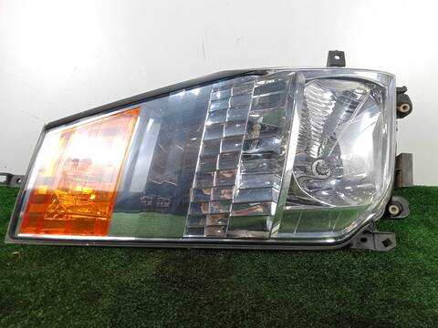 Faro Derecho Nissan Cabstar 28.11 DCI 32.11 DCI 35.11 DCI 2.5 F24M) 110CV 81KW