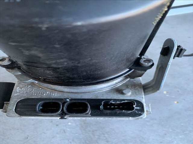 Foto 2ª: Bomba de Direccion Peugeot Partner 1.6 HDI92CV 0CV [9HP] (2014)