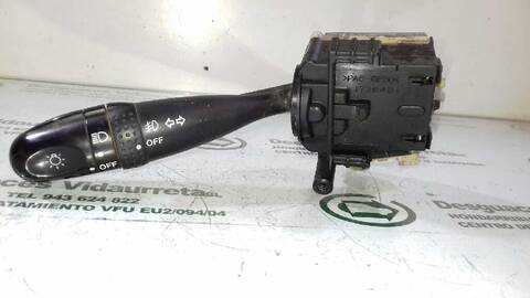 Mando Luces Toyota Rav4 2.0 TD CAT 116CV 85KW