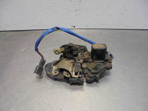 Foto 3ª: Cerradura Puerta Trasera Derecha Kia Carens 1.8 CAT 110CV 81KW [TB] (2002)
