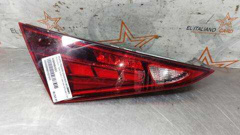 Foto 1ª: Piloto Portón Izquierdo Mercedes Clase C 160 C 200 206.042) BERLINA 224CV 165KW [M 254.915] (2021)