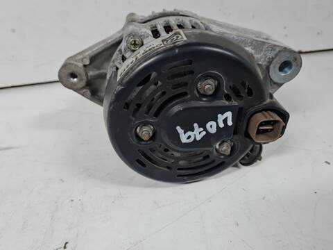Foto 3ª: Alternador Toyota Land Cruiser 3.0 TD 163CV 120KW [1KDFTV] (2003)
