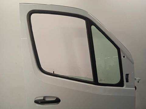 Foto 3ª: Puerta Delantera Derecha Mercedes Sprinter 419 CDI RWD 907.643 907.645 907.647) 190CV 140KW FURGONETA [654920] (2024)