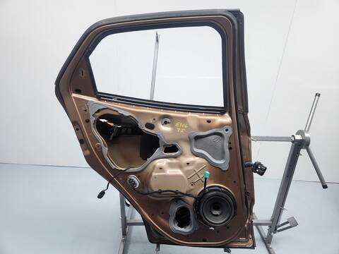 Foto 3ª: Puerta Trasera Izquierda Ford EcoSport TITANIUM 101CV 74KW [XUJH] (2018)