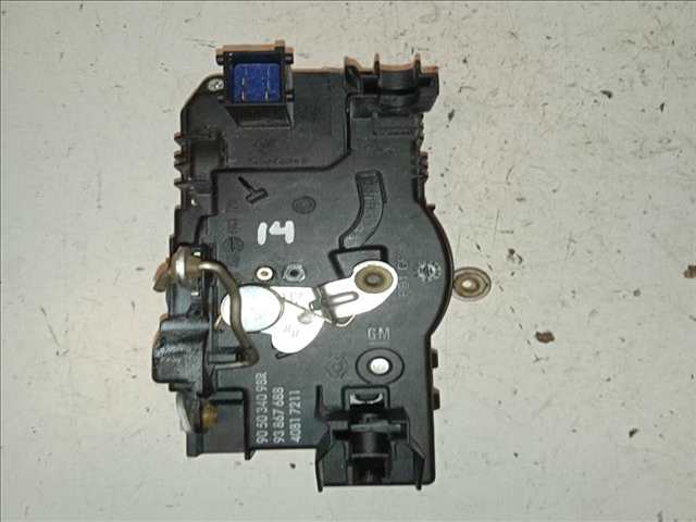 Cerradura Puerta Trasera Izquierda Renault Trafic 0.1