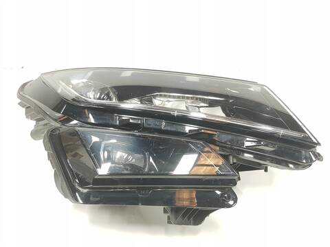 Faro Derecho Skoda Kodiaq VERSION INDEFINIDA