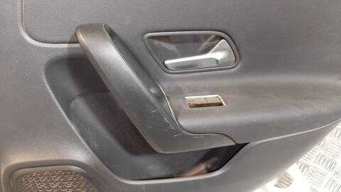 Foto 2ª: Tapizados Cartoneras Mercedes Clase A 140 A 200 177.087) 163CV 120KW (2018)