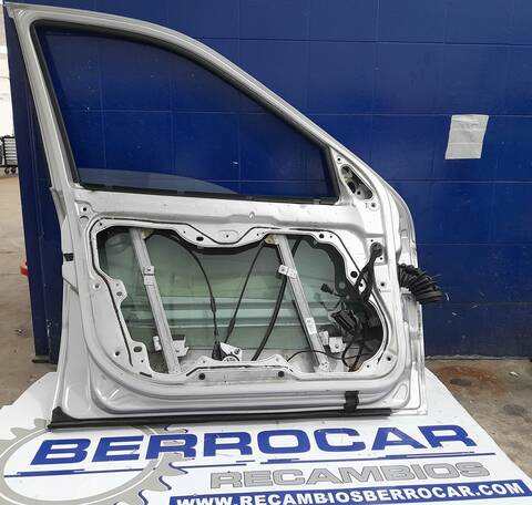 Foto 3ª: Puerta Delantera Izquierda Seat Leon 1.9 TDI 90CV 66KW [AGR] (2000)