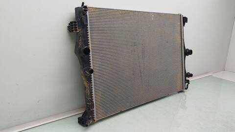 Foto 2ª: Radiador Motor Mercedes Clase B 150 B 200 D 247.012) 150CV 110KW [654920] (2019)