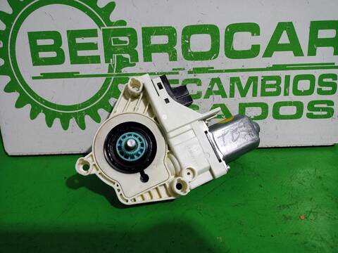 Foto 3ª: Elevalunas Eléctrico Trasero Derecho Audi A6 2.4 177CV [BDW] (2004)