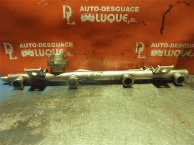 Foto 2ª: Rampa Inyectora Mercedes Clase C 160 2.0 200 COMPRESSOR (203.045) [2.0 LTR. - 120 KW COMPRESOR CAT] [M 111.955]