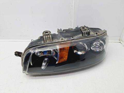 Foto 3ª: Faro Izquierdo Fiat Punto BERLINA 131CV 96KW [188A4.000] (2002)