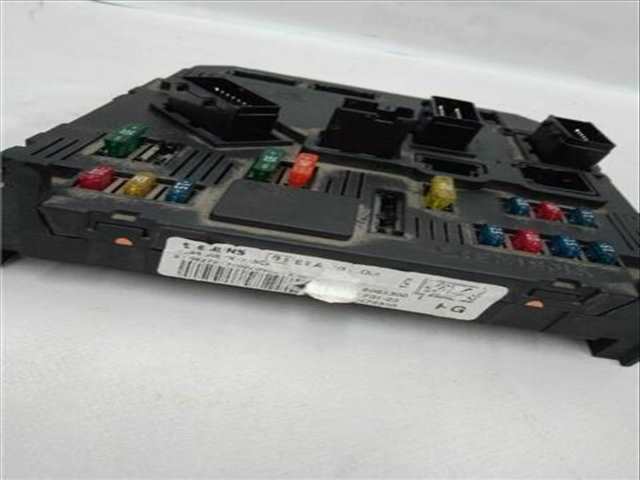 Foto 3ª: Caja Reles Fusibles Citroen Xsara 1.6 BASICO [1 6 LTR. - 65 KW] PICASSO 88CV