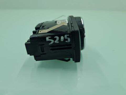 Foto 3ª: Mando Luces Ford Tourneo AMBIENTE 101CV 74KW [SFCA] (2015)