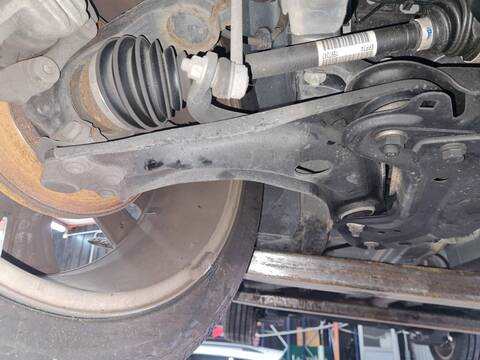 Foto 2ª: Brazo Suspension Delantero Derecho Peugeot 2008 ALLURE 102CV 75KW [YH01] (2019)