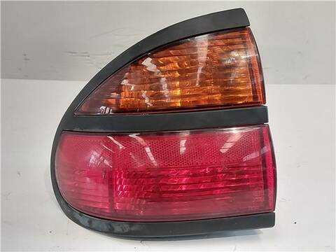 Piloto Trasero Izquierdo Renault Laguna 1.9 DTI B56J) 98CV 72KW
