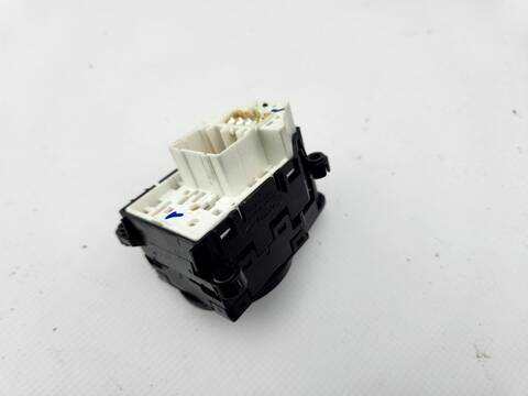 Foto 3ª: Mando Retrovisor Hyundai i40 STYLE 141CV 104KW [D4FD] (2015)