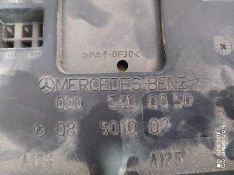 Foto 4ª: Caja Reles Fusibles Mercedes Vito 112 CDI 638.094) 122CV 90KW CAJA CERRADA [D611980]