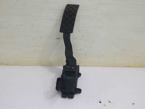 Pedal Acelerador Volkswagen Polo ADVANCE BLUEMOTION 90CV 66KW
