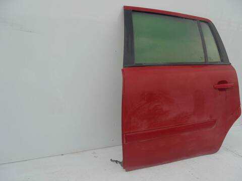 Foto 3ª: Puerta Trasera Izquierda Opel Zafira COSMO 120CV 88KW [Z19DT] (2006)