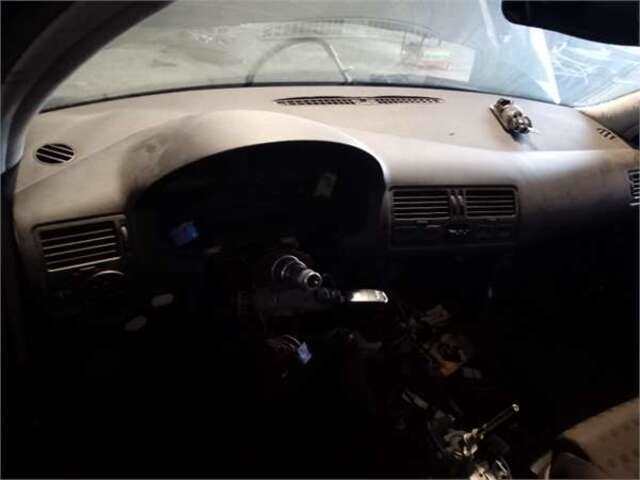 Salpicadero Volkswagen Bora 1.9 HIGHLINE [1.9 LTR. - 81 KW TDI]