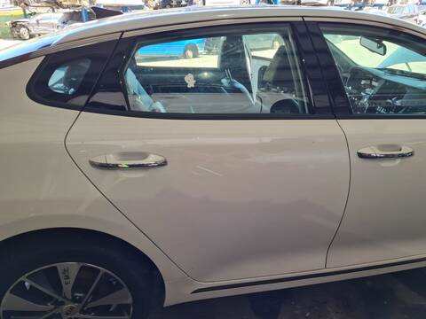 Puerta Trasera Derecha Kia Optima EMOTION 141CV 104KW