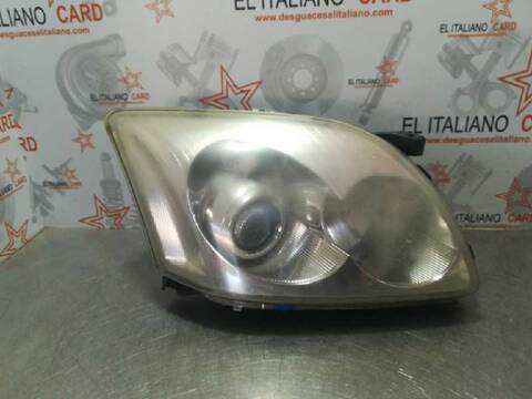 Foto 1ª: Faro Derecho Toyota Avensis 2.0 D4-D SOL SEDAN 4-PTAS) BERLINA 116CV 85KW [1CDFTV] (2004)