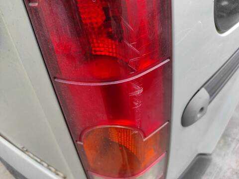 Foto 2ª: Piloto Trasero Derecho Renault Kangoo K9K702 (2006)