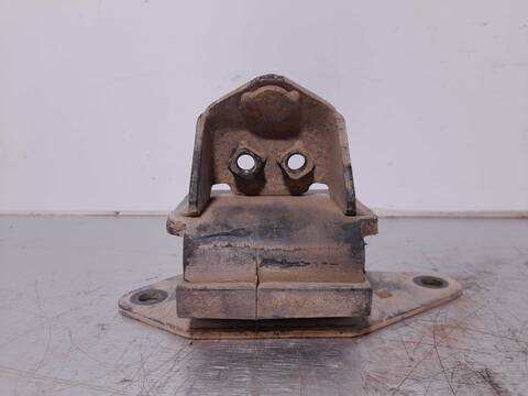 Foto 1ª: Soporte Motor Isuzu D Max D CREW CAB 4WD [4JK1E4C] (2010)