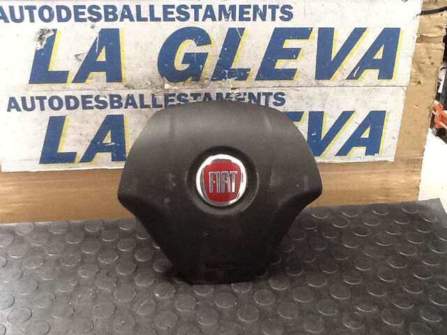 Foto 1ª: Airbag Delantero Izquierdo Fiat Doblo 1.3 JTD [1248 CC (1.3 LTR) 90CV/66KW (199A3000)] (2012)