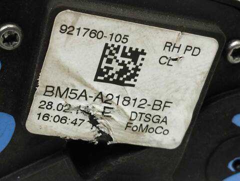 Foto 2ª: Cerradura Puerta Delantera Derecha Ford Focus EDITION 125CV 92KW [M1DA] (2014)