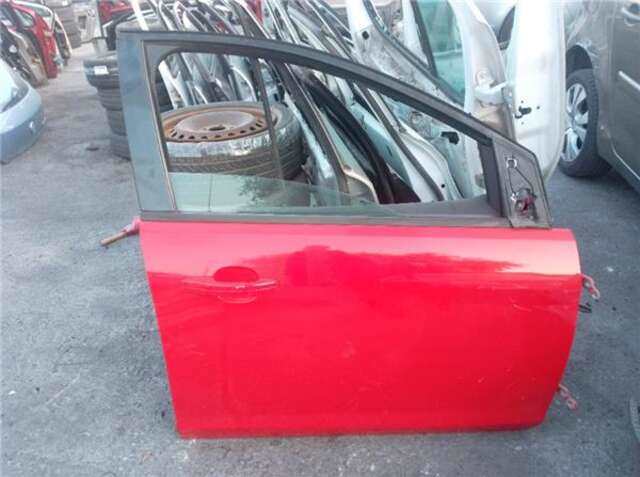 Puerta Delantera Derecha Ford Focus 1.6 TREND [1.6 LTR. - 80 KW TDCI CAT]