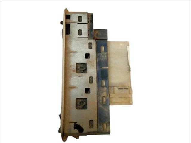 Foto 2ª: Botonera Elevalunas Suzuki Liana 1.4 DDIS RH 414D) (2001)