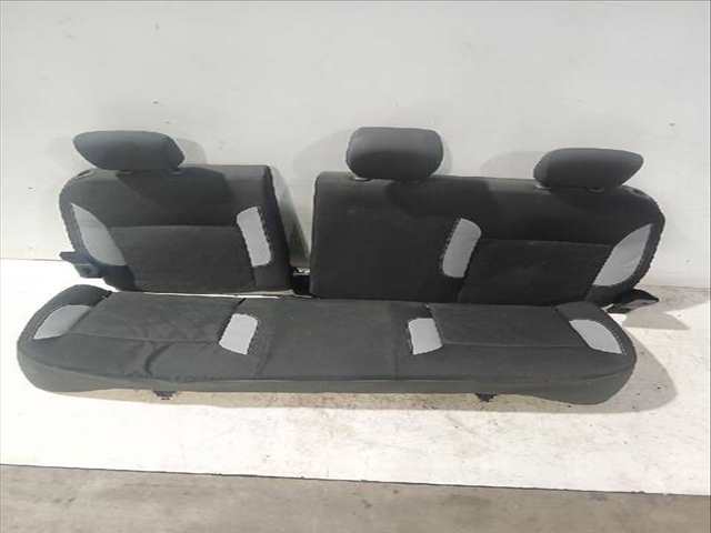 Foto 3ª: Asientos Traseros Dacia Sandero 1.5 DCI 90CV [K9K 612 K9K 626] (2012)