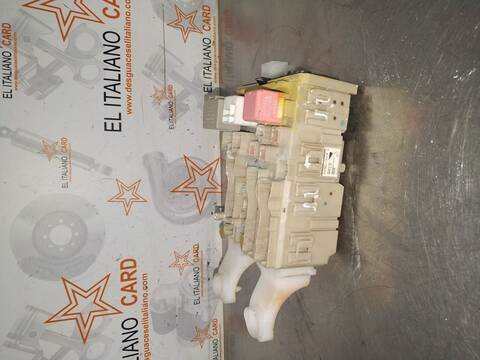 Caja Reles Fusibles Toyota Rav4 EXECUTIVE 150CV 110KW