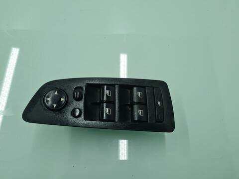 Foto 4ª: Botonera Elevalunas Bmw Serie 1 114 118D BERLINA 143CV 105KW [N47D20A] (2008)