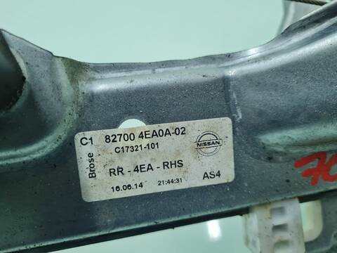 Foto 3ª: Elevalunas Manual Trasero Derecho Nissan Qashqai 360 110CV 81KW [K9K636] (2014)