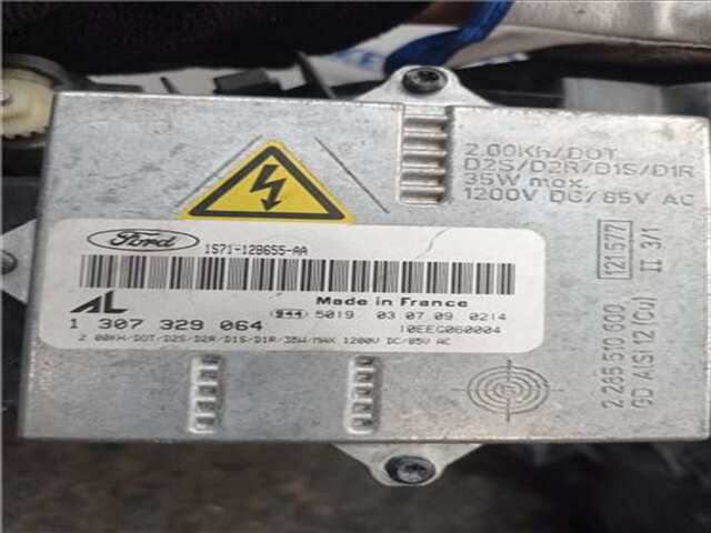 Foto 2ª: Faro Derecho Ford Mondeo 2.0 GHIA [2.0 LTR. - 96 KW TDCI CAT] [FMBA]